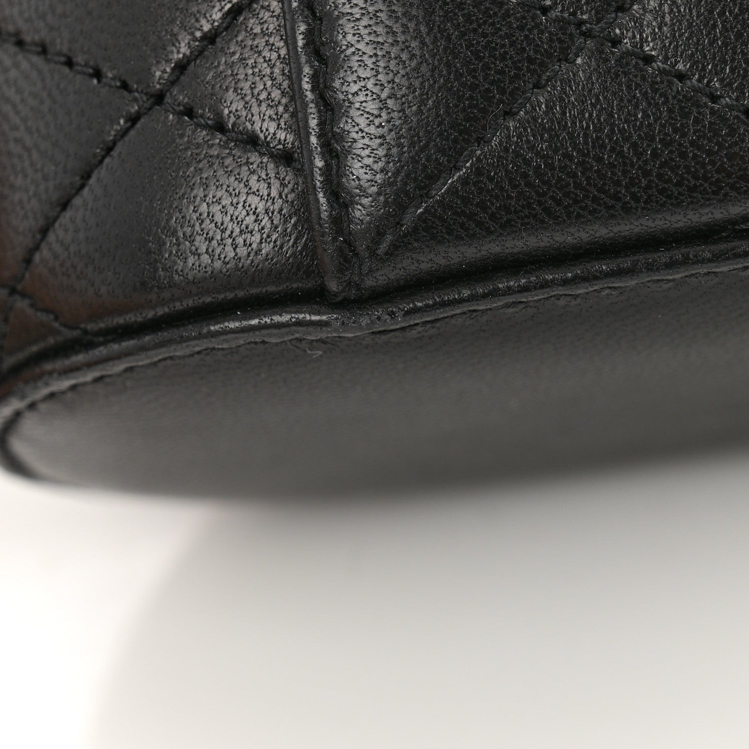 Saint Laurent Lambskin Quilted Mini Gaby Vanity Case Black 11 of 12