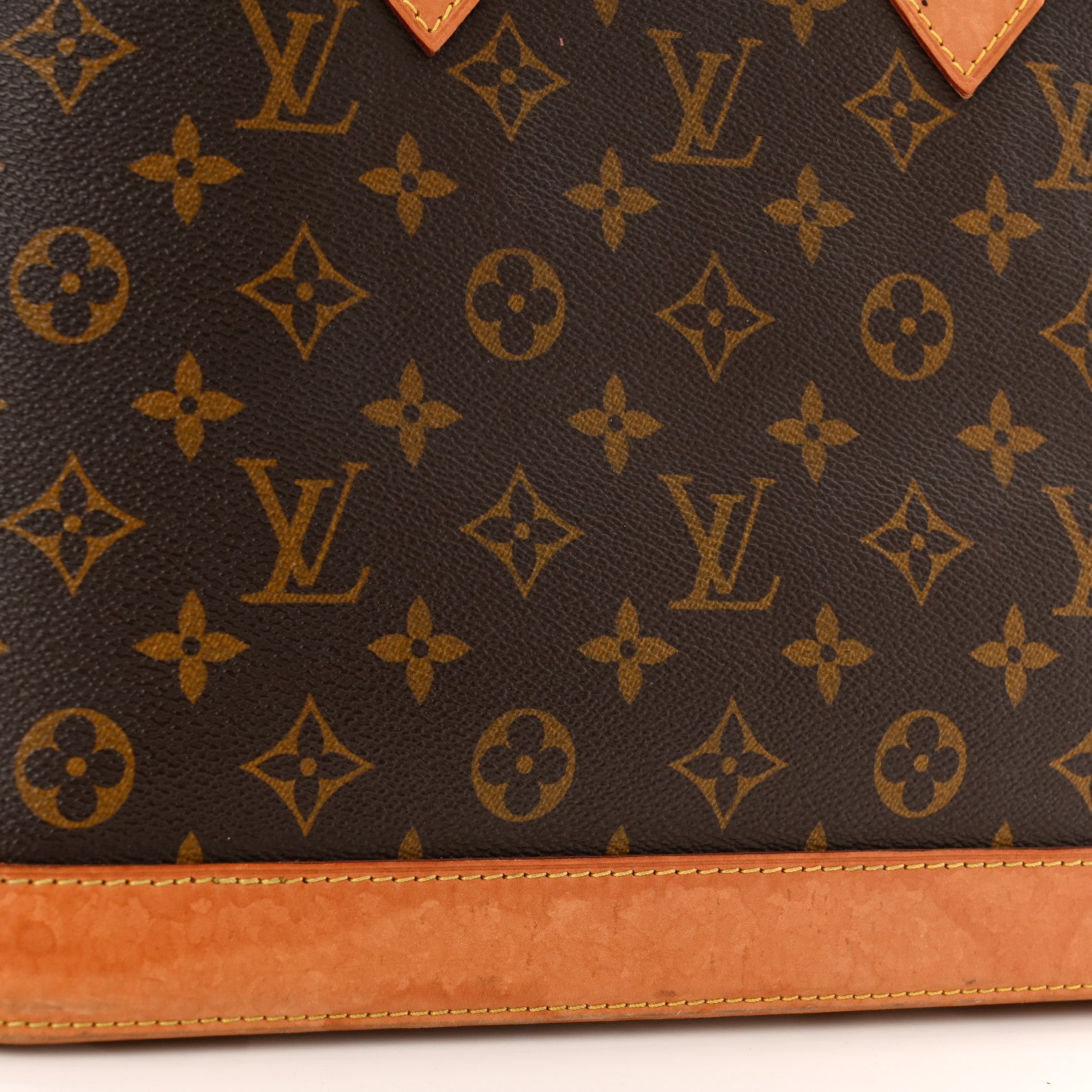Louis Vuitton Monogram Alma PM 10 of 14