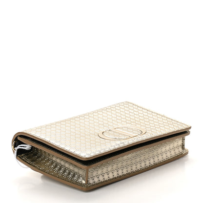 Christian Dior Metallic Patent Micro-Cannage 30 Montaigne 2 in 1 Pouch Gold 4 of 9