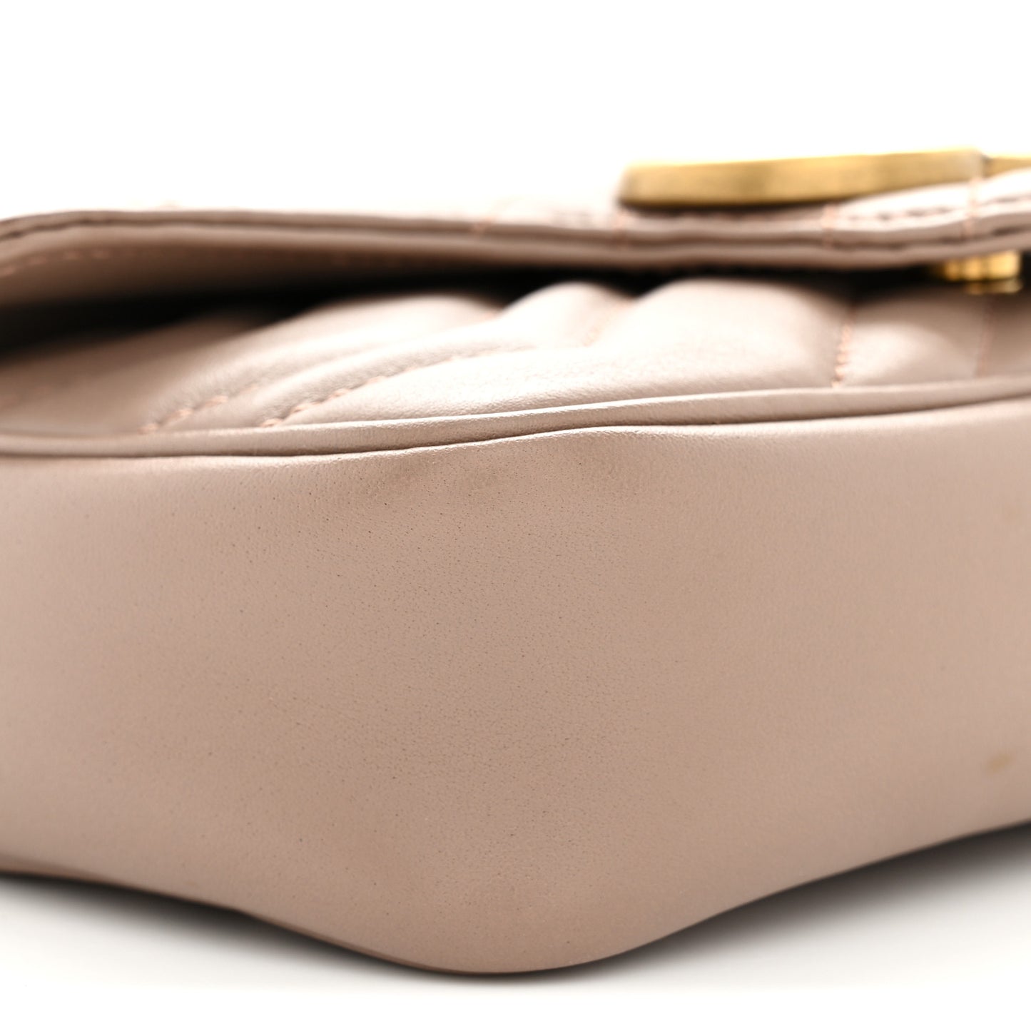 Calfskin Matelasse Super Mini GG Marmont Shoulder Bag Porcelain Rose