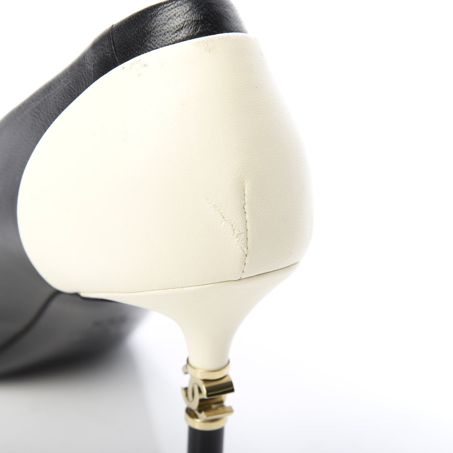Lambskin CC Pumps 39.5 Black Ivory