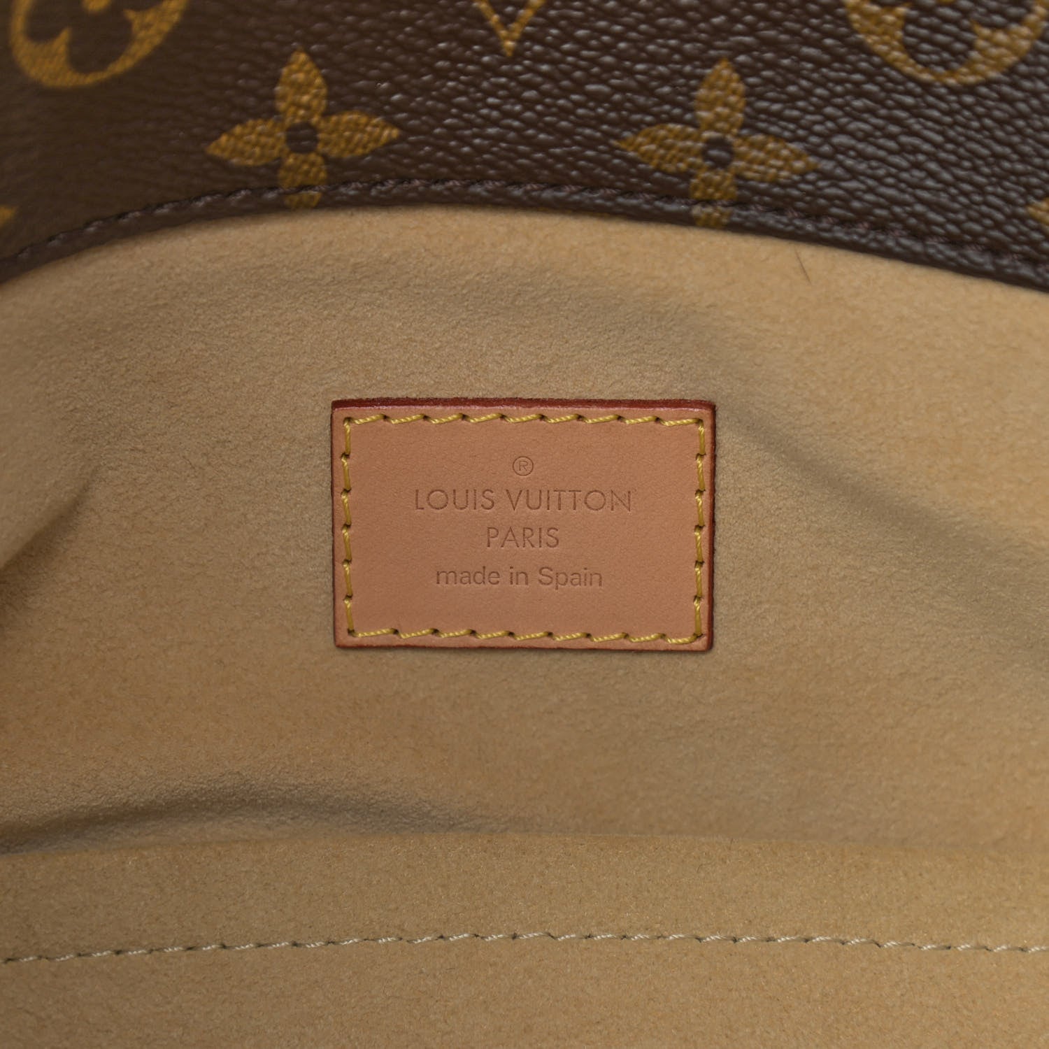 Louis Vuitton Monogram Artsy MM 6 of 9