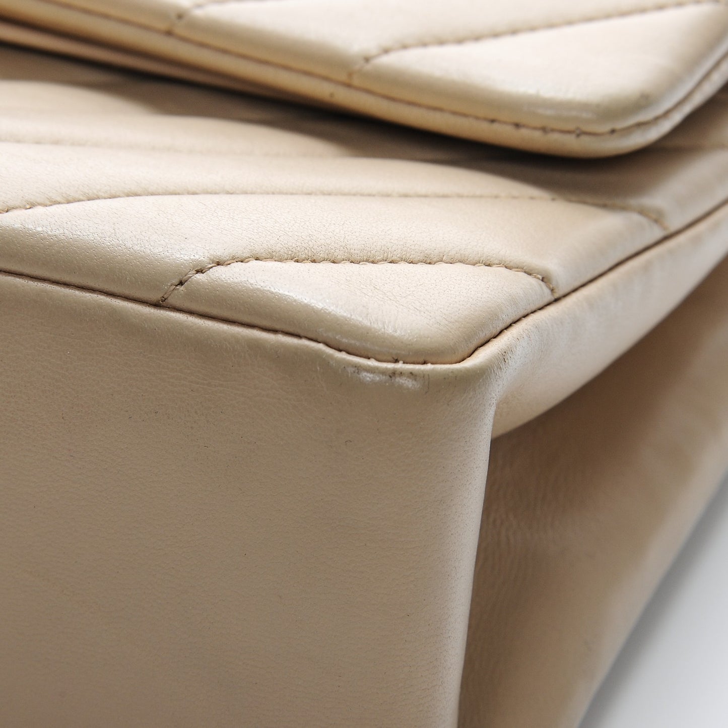Lambskin Chevron Quilted Medium Double Flap Beige