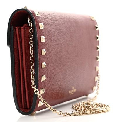 Valentino Garavani Pebbled Calfskin Rockstud Envelope Wallet on Chain Rubino 3 of 13