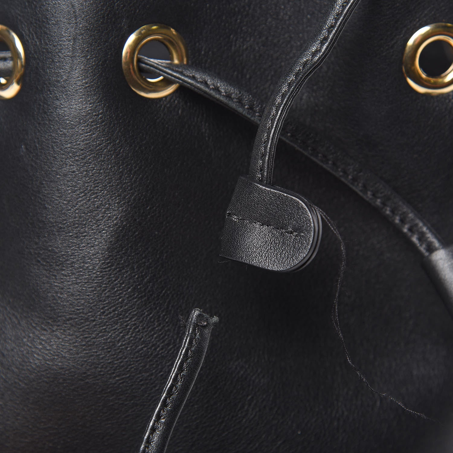Valentino Garavani Vitello Rockstud Bucket Bag Black 10 of 14