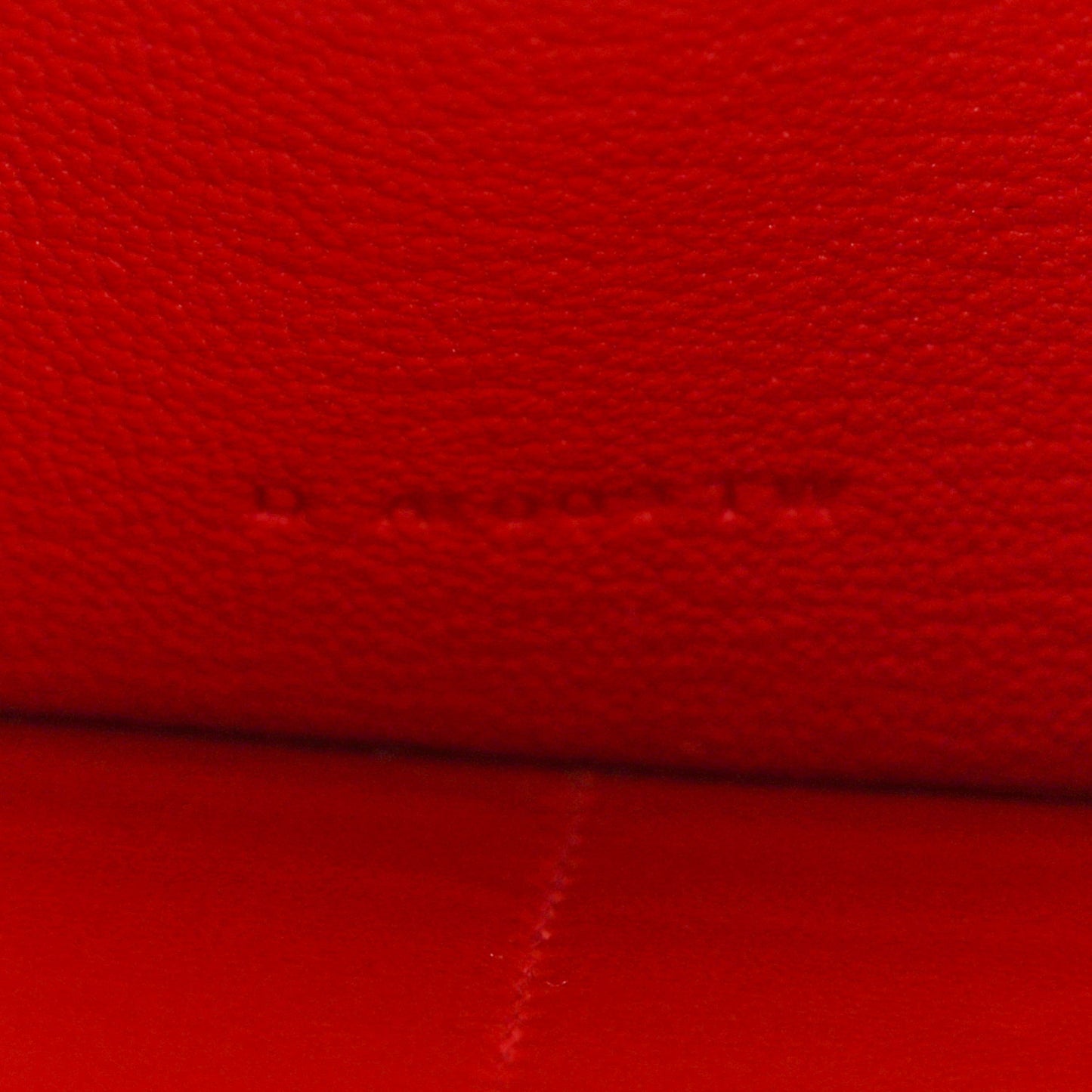 Chevre Mysore Kelly Longue Wallet Rouge De Coeur