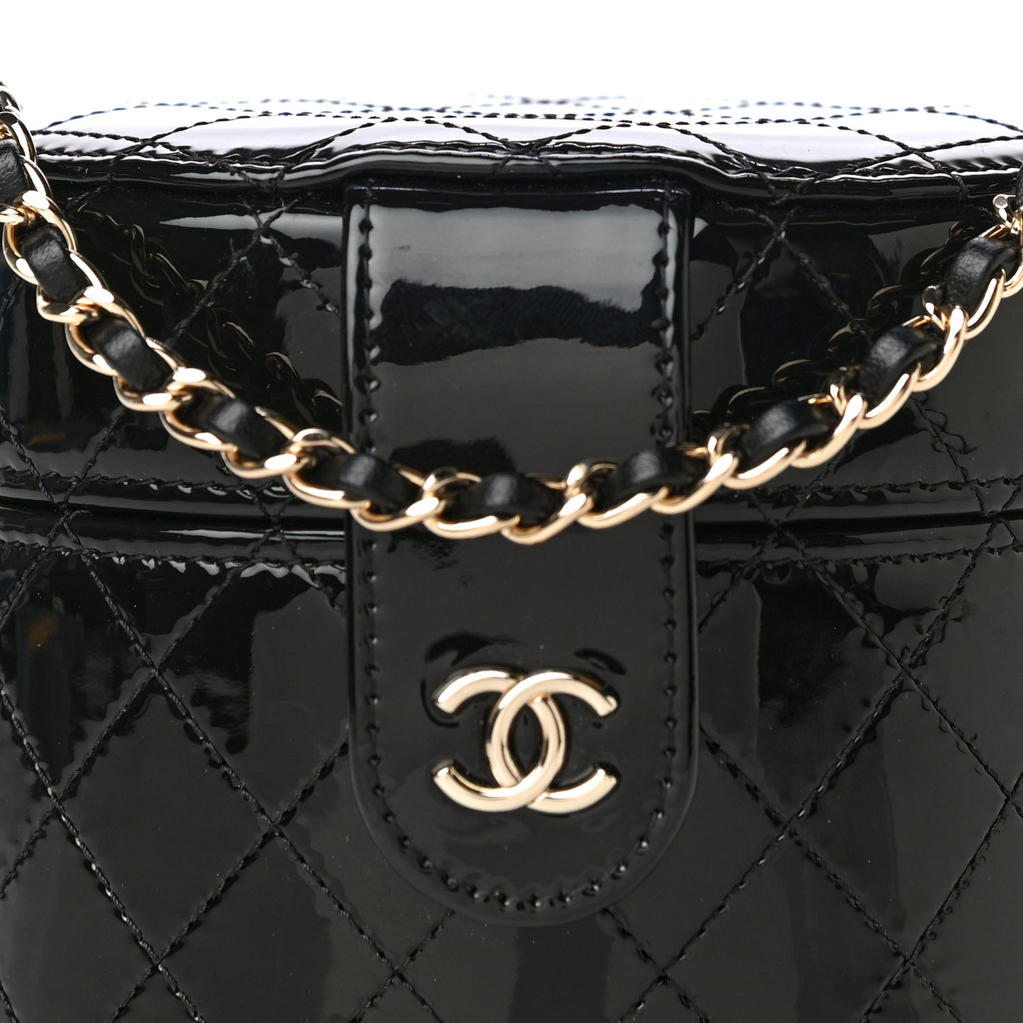 Patent Quilted Round Small Vanity With Chain Black