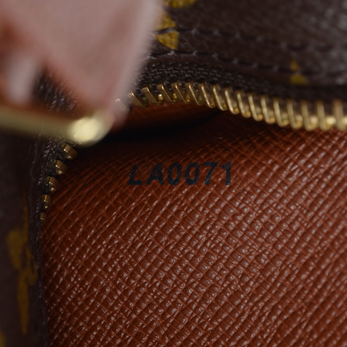 Monogram Papillon 30