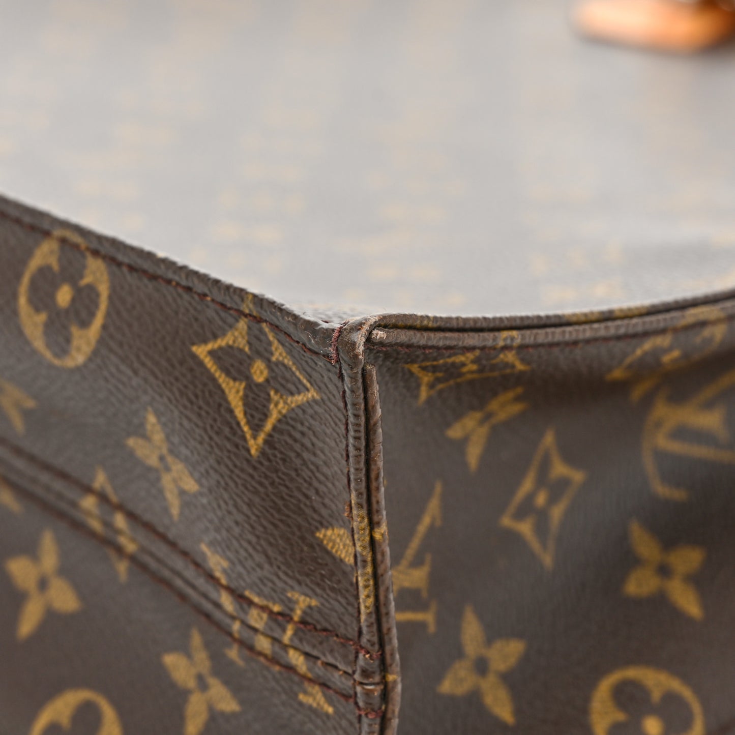 Monogram Sac Plat