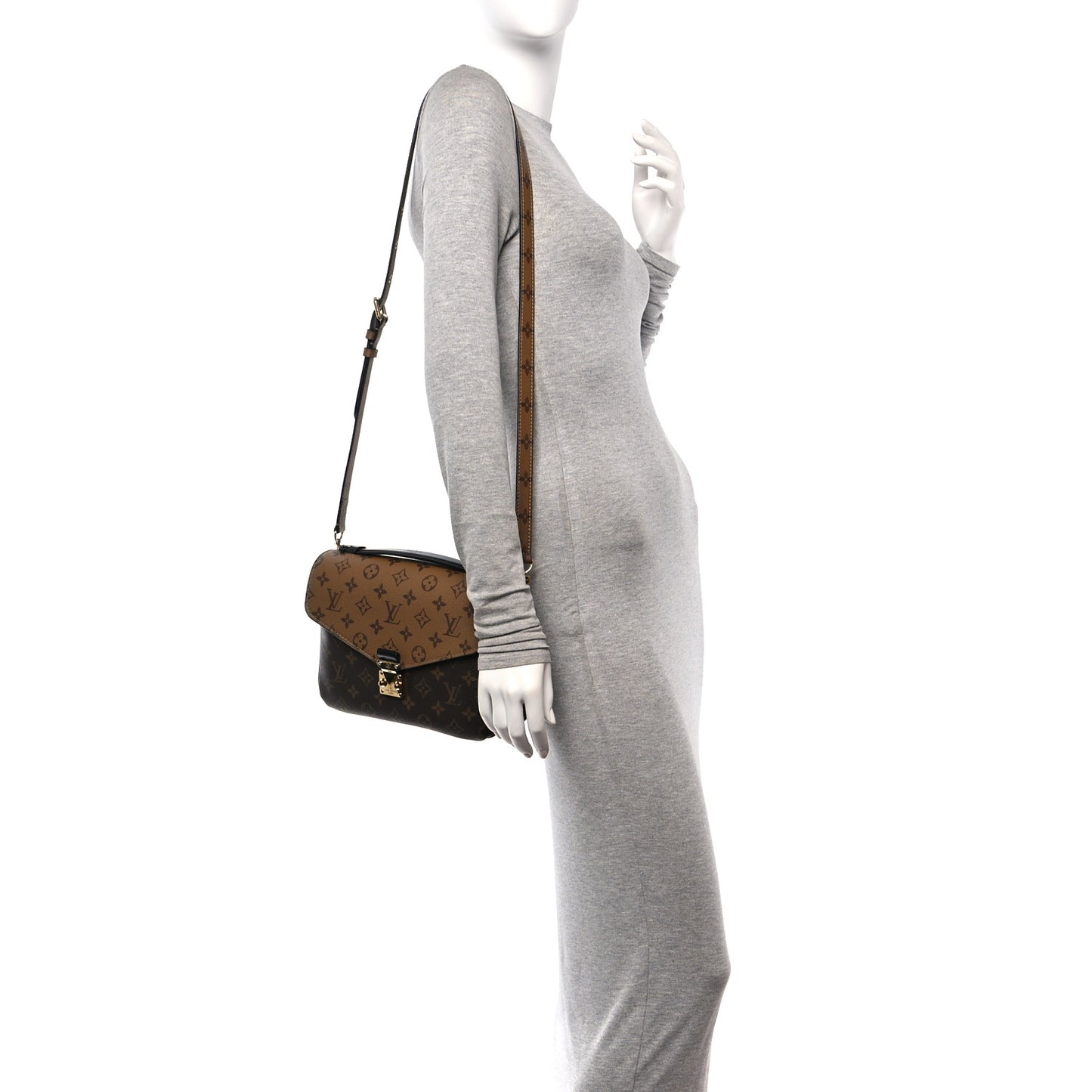 Reverse Monogram Pochette Metis