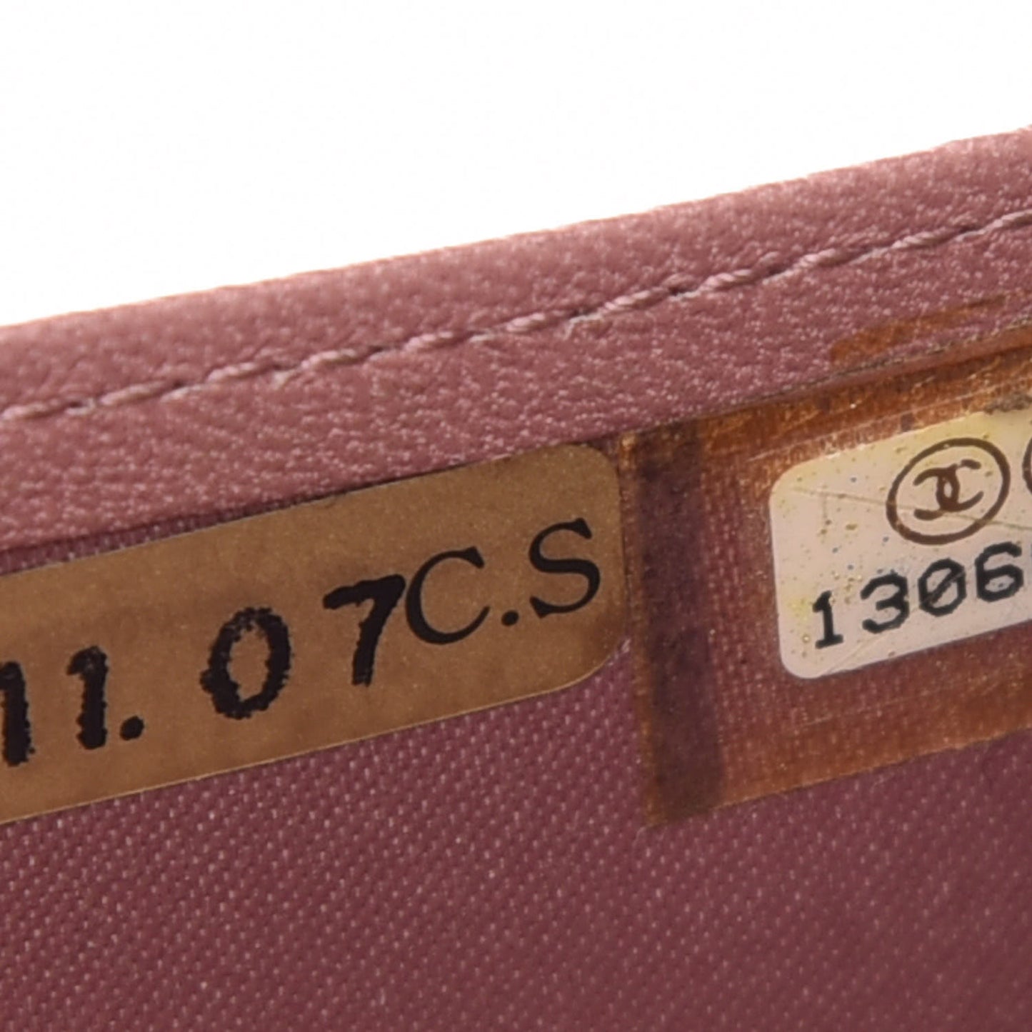 Lambskin Camellia Embossed Yen Wallet Black