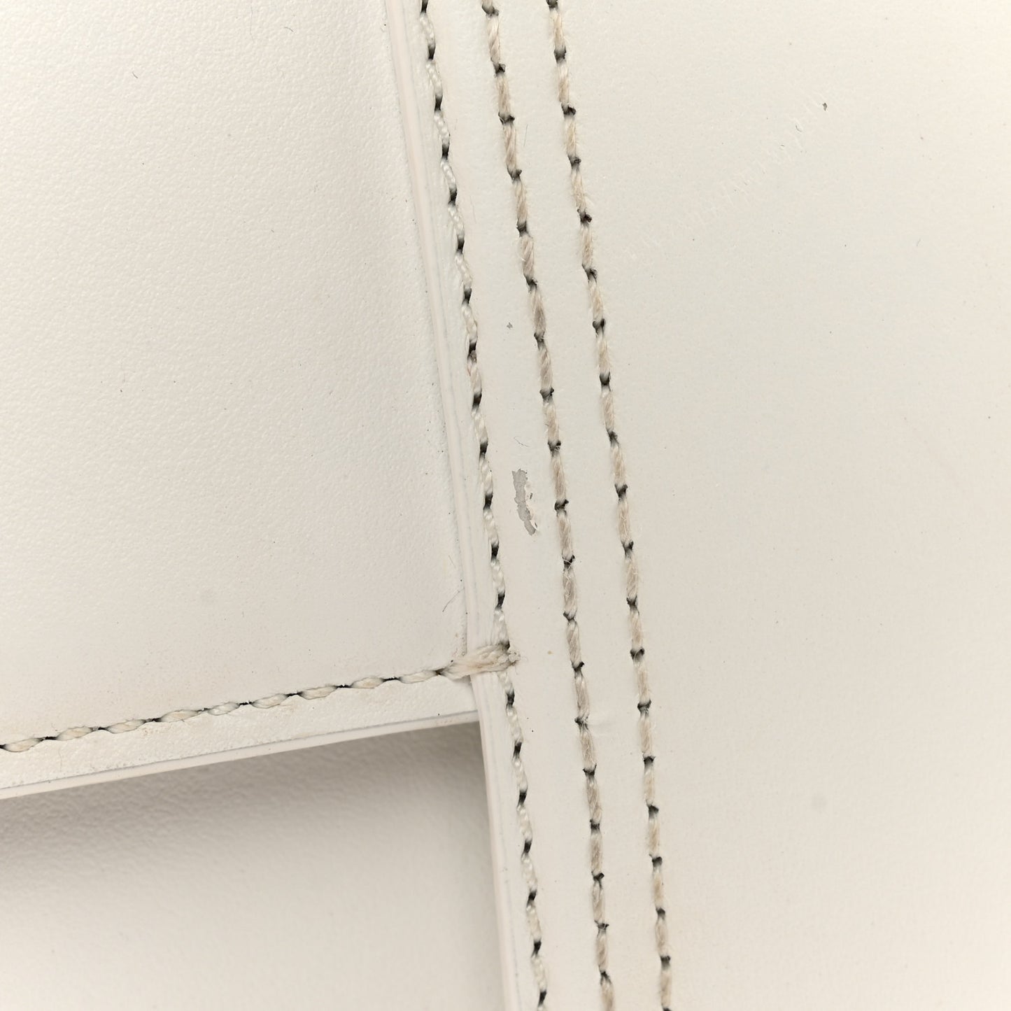 Smooth Calfskin Le Bambino Long White