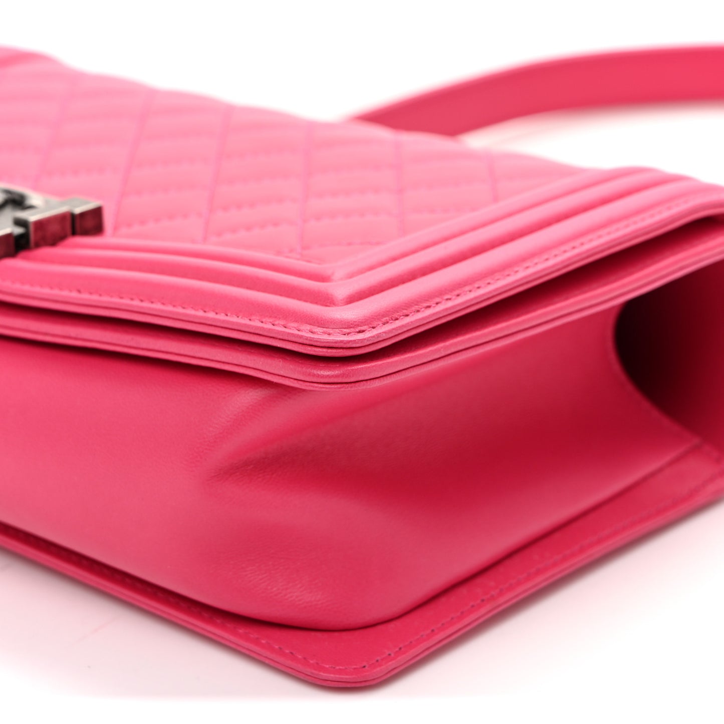 Lambskin Quilted Medium Boy Flap Dark Pink