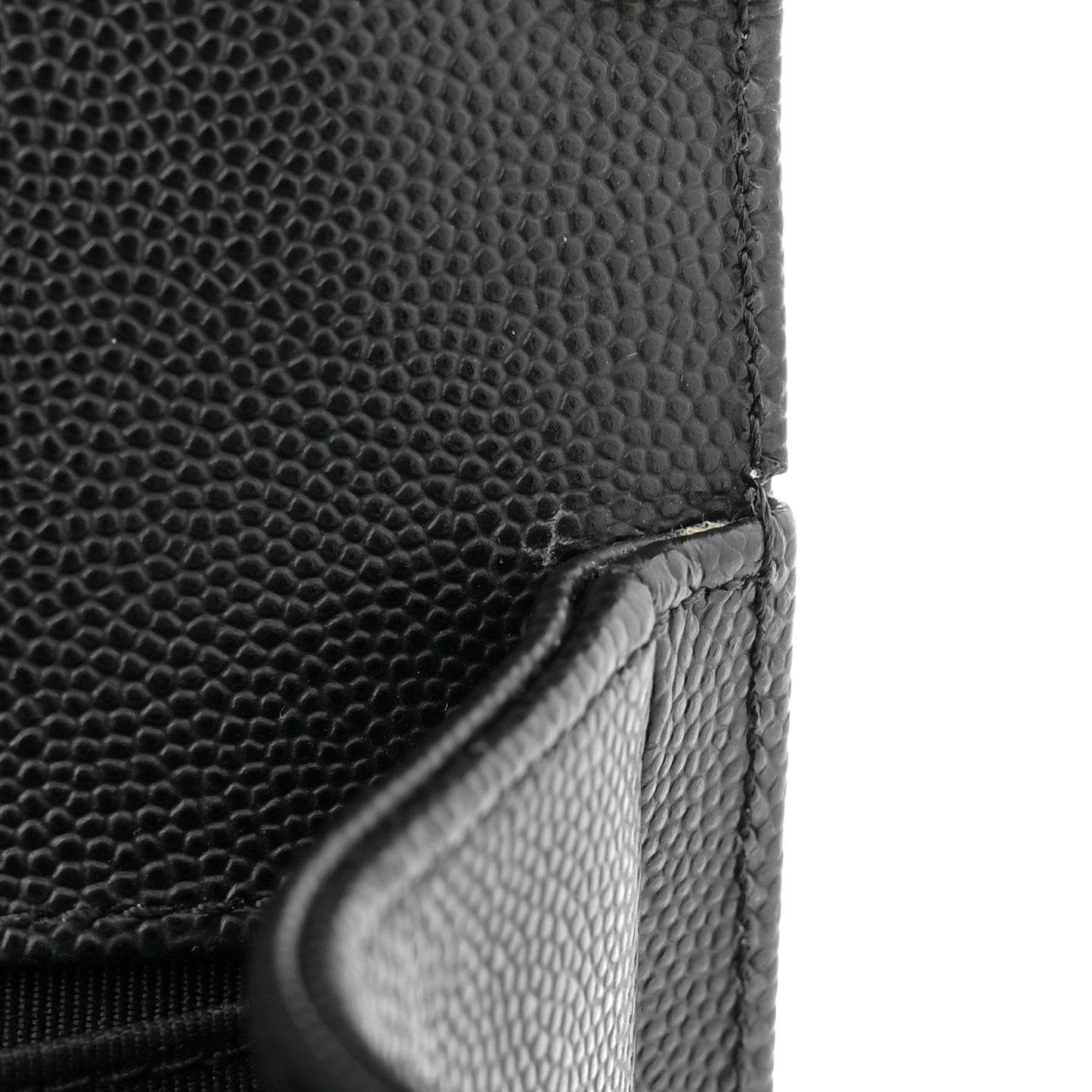 Caviar Quilted Medium Boy Flap Black