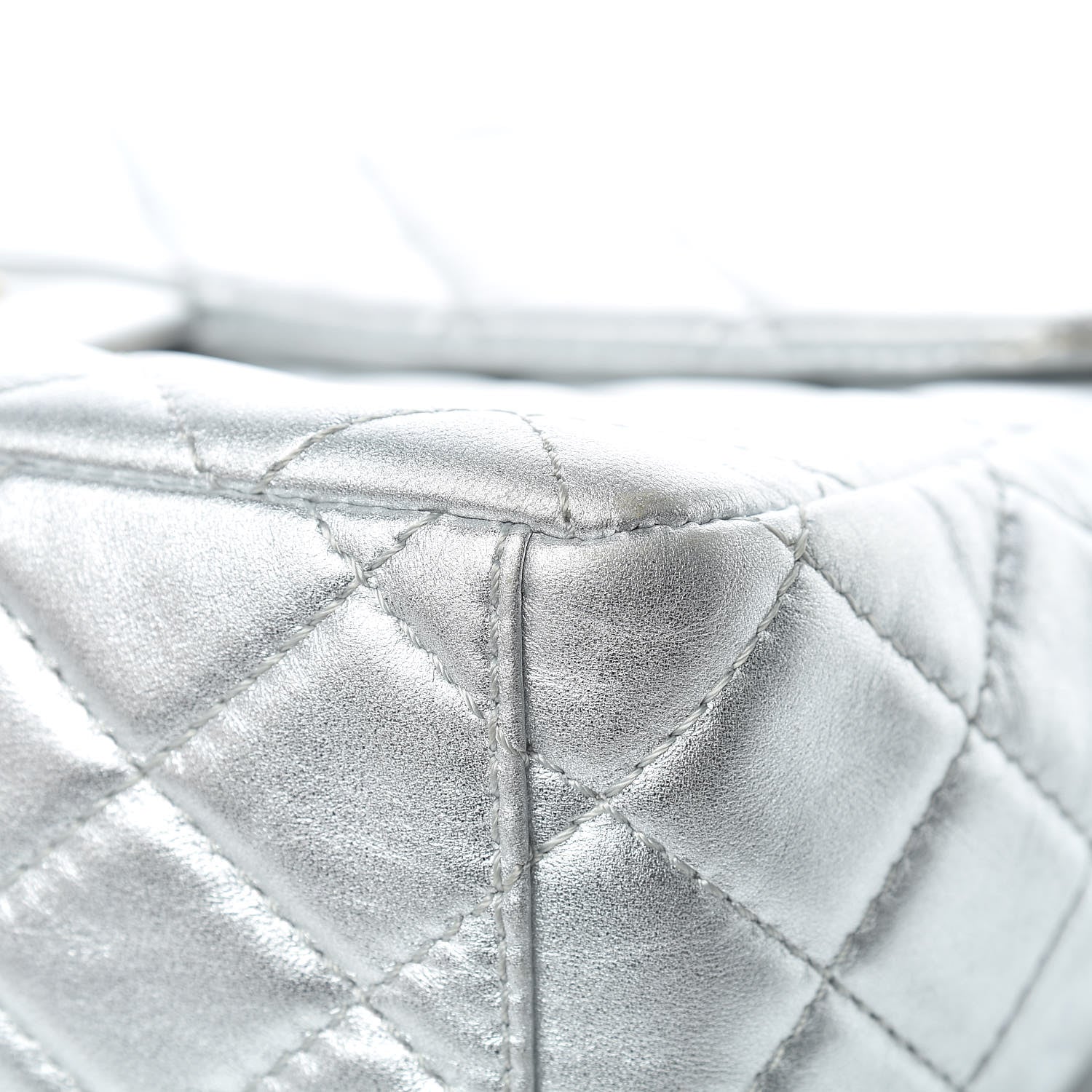 Chanel Metallic Lambskin Quilted Maxi Single Flap Silver 16 of 27