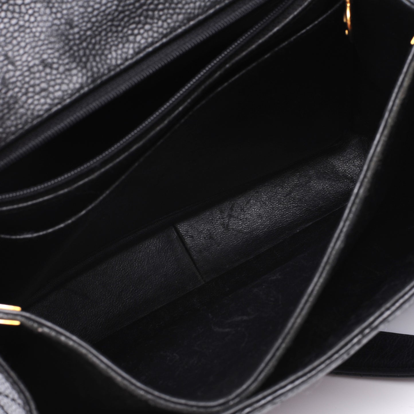 Caviar Quilted Shoulder Flap Bag Black