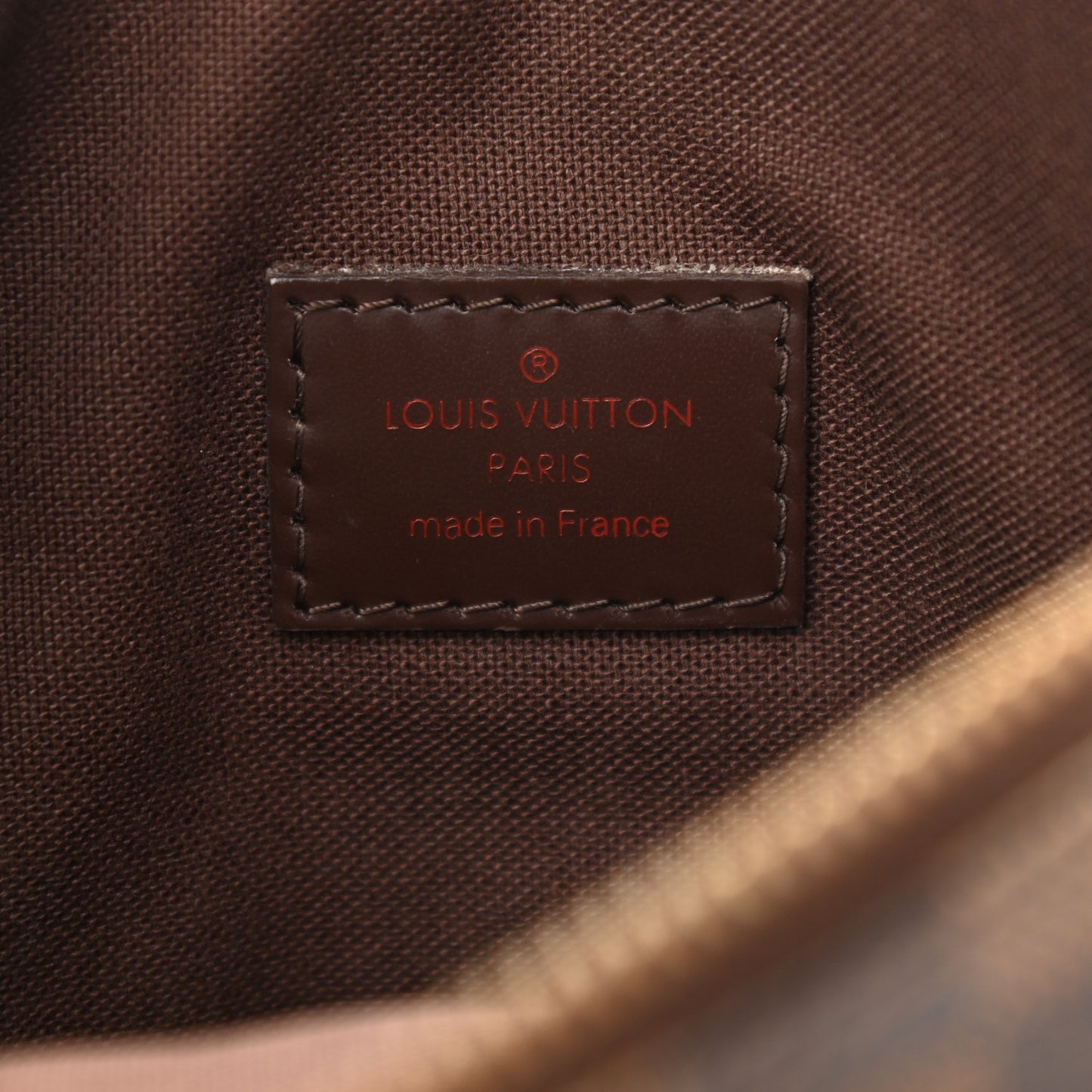 Damier Ebene Pochette Melville