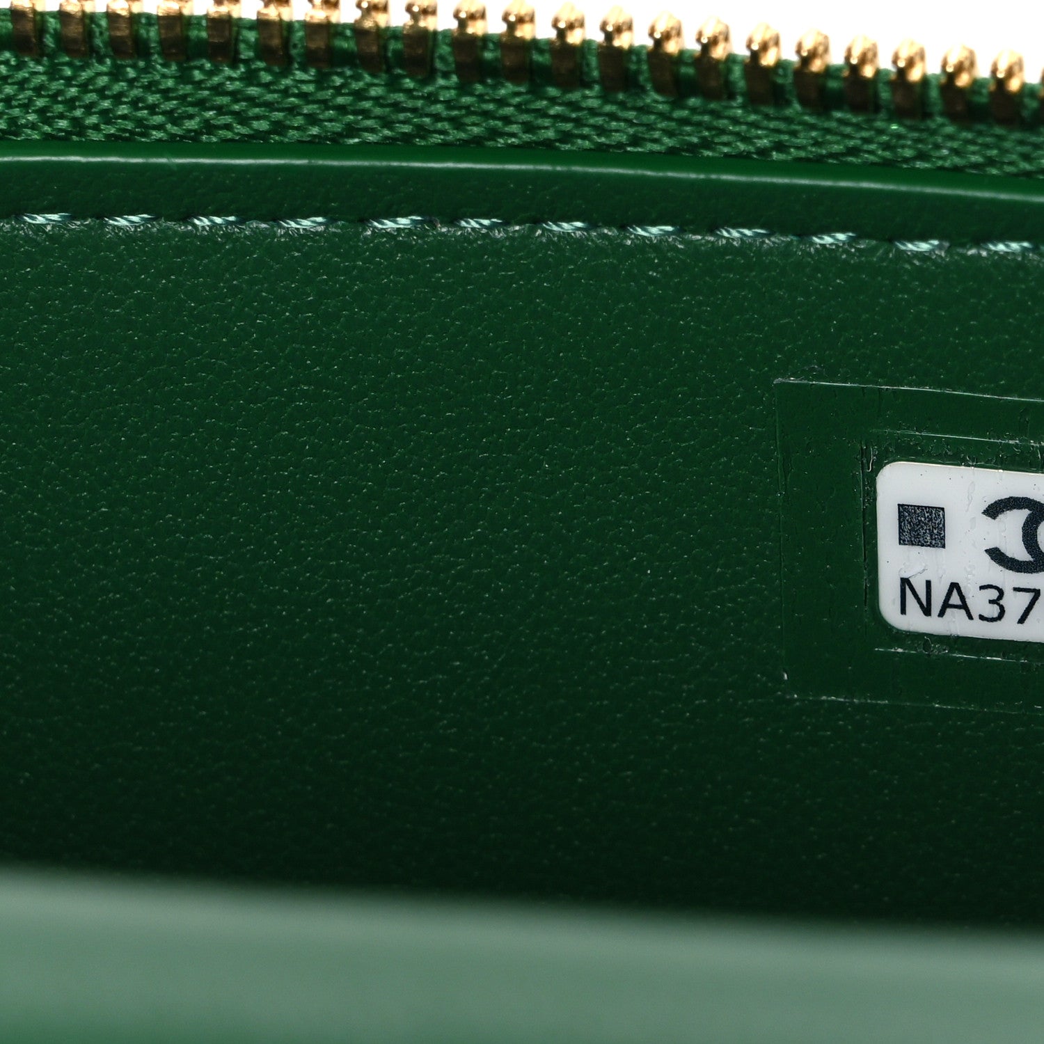 Chanel Calfskin Crocodile Embossed Crococo Top Handle Slim Vanity Case With Chain Green 6 of 10