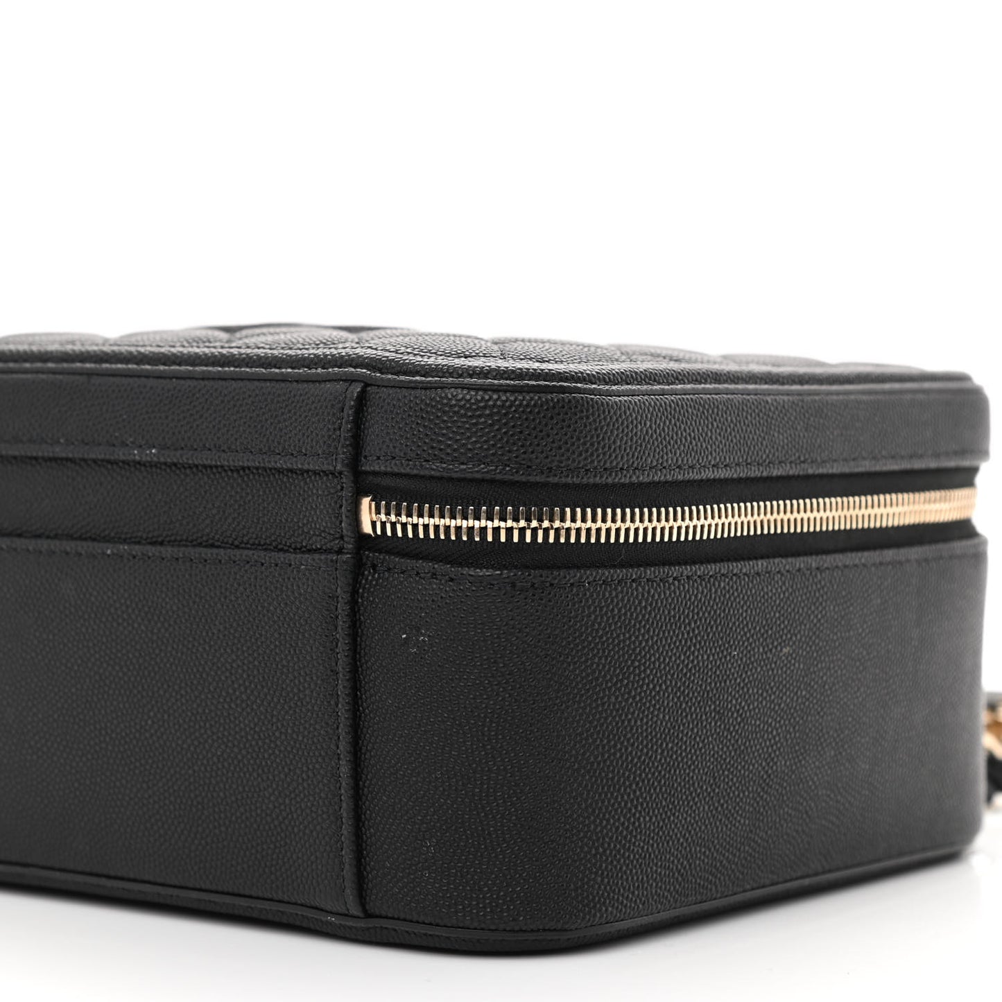 Caviar Quilted Medium CC Filigree Vanity Case Black