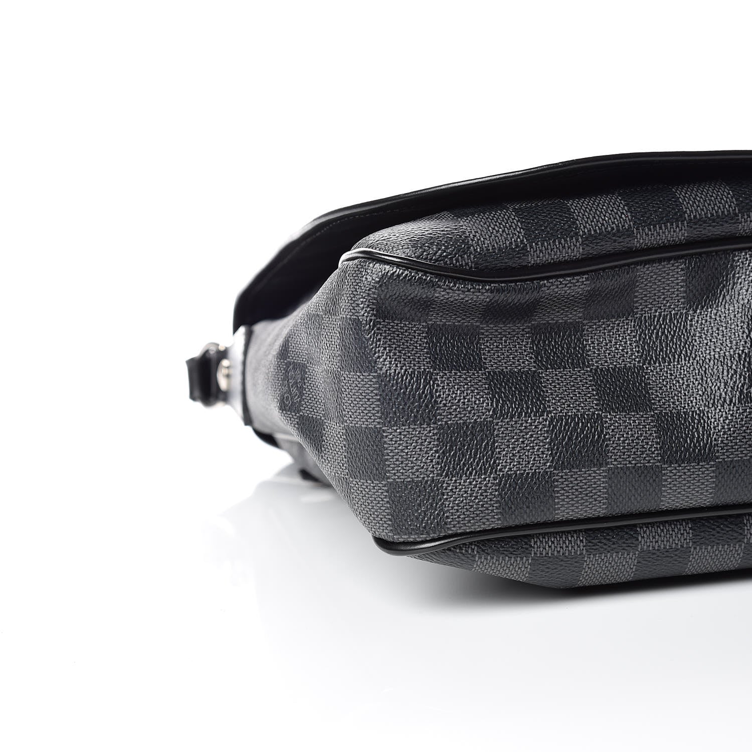 Louis Vuitton Damier Graphite Daniel GM 5 of 9