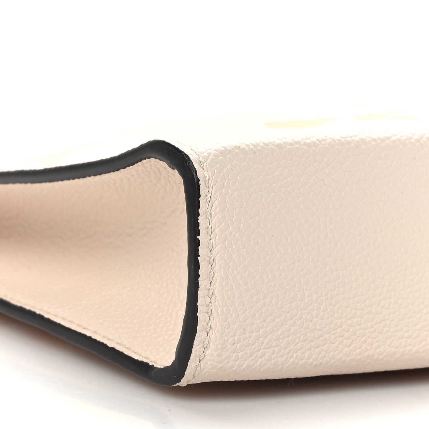 Louis Vuitton Empreinte Monogram Giant By The Pool Toiletry Pouch 26 Cream Saffron 7 of 8