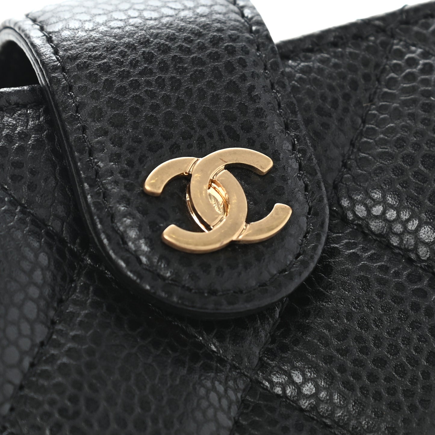 Caviar Quilted Gusseted Card Holder Black