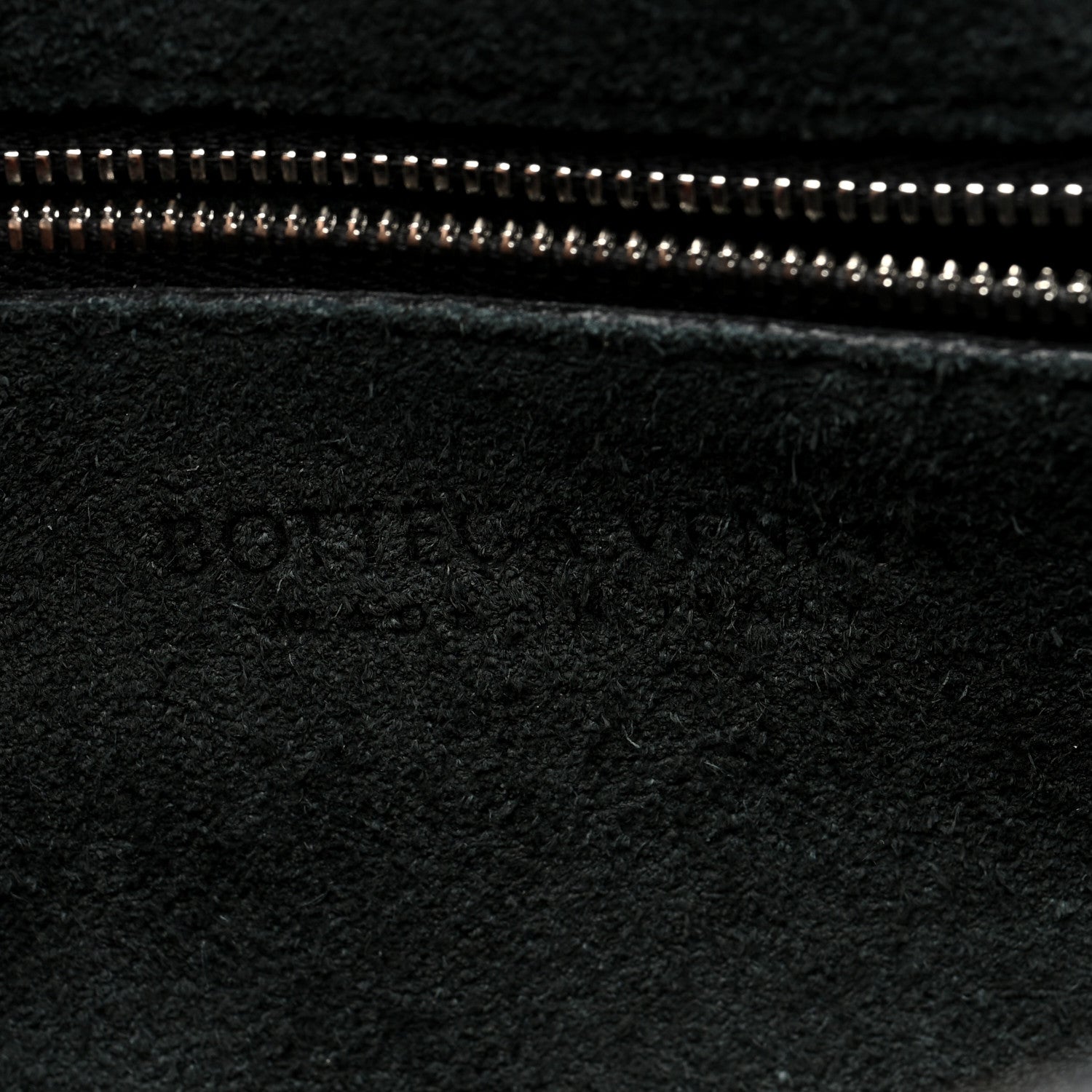 Bottega Veneta Calfskin Intrecciato Messenger Bag Black 6 of 10