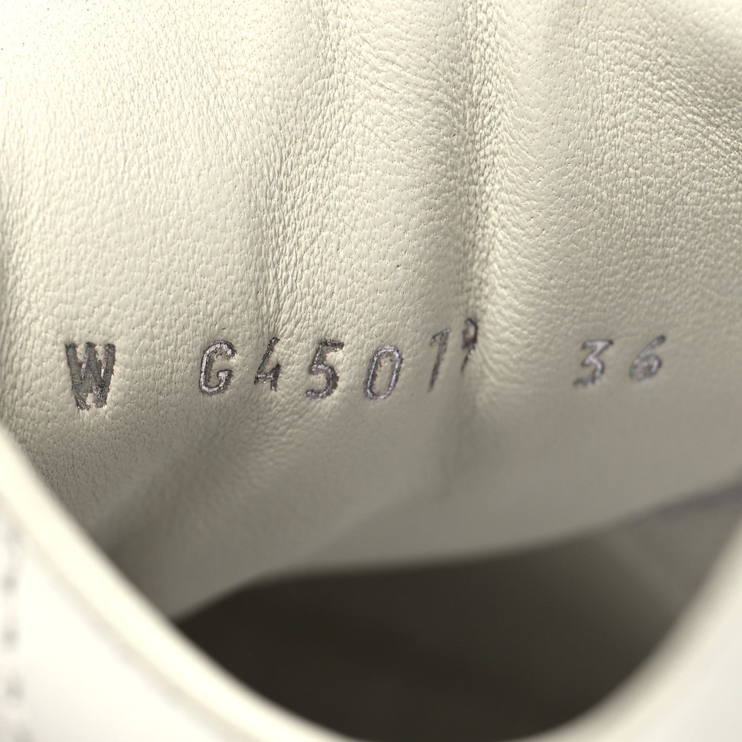 Calfskin CC Womens Sneakers 36 White