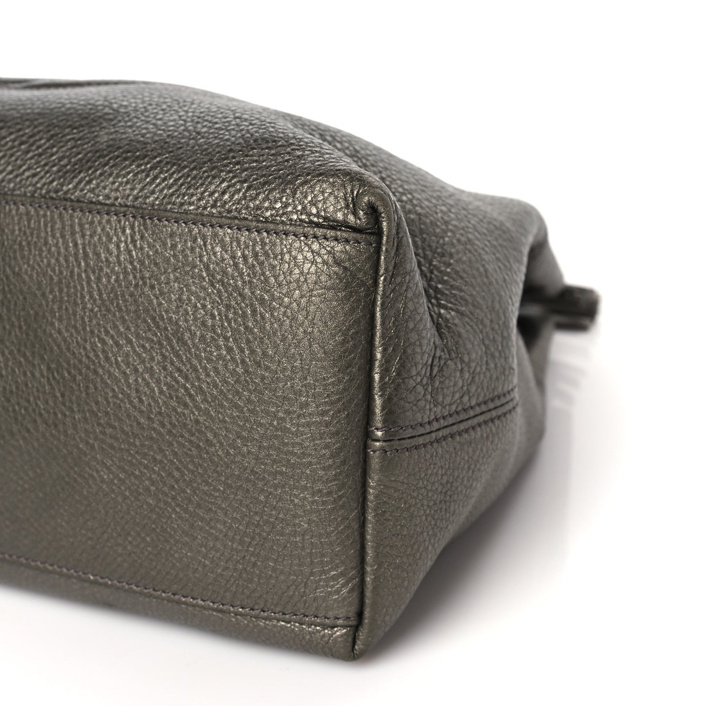 Metallic Pebbled Calfskin Medium Soho Chain Shoulder Bag Sasso