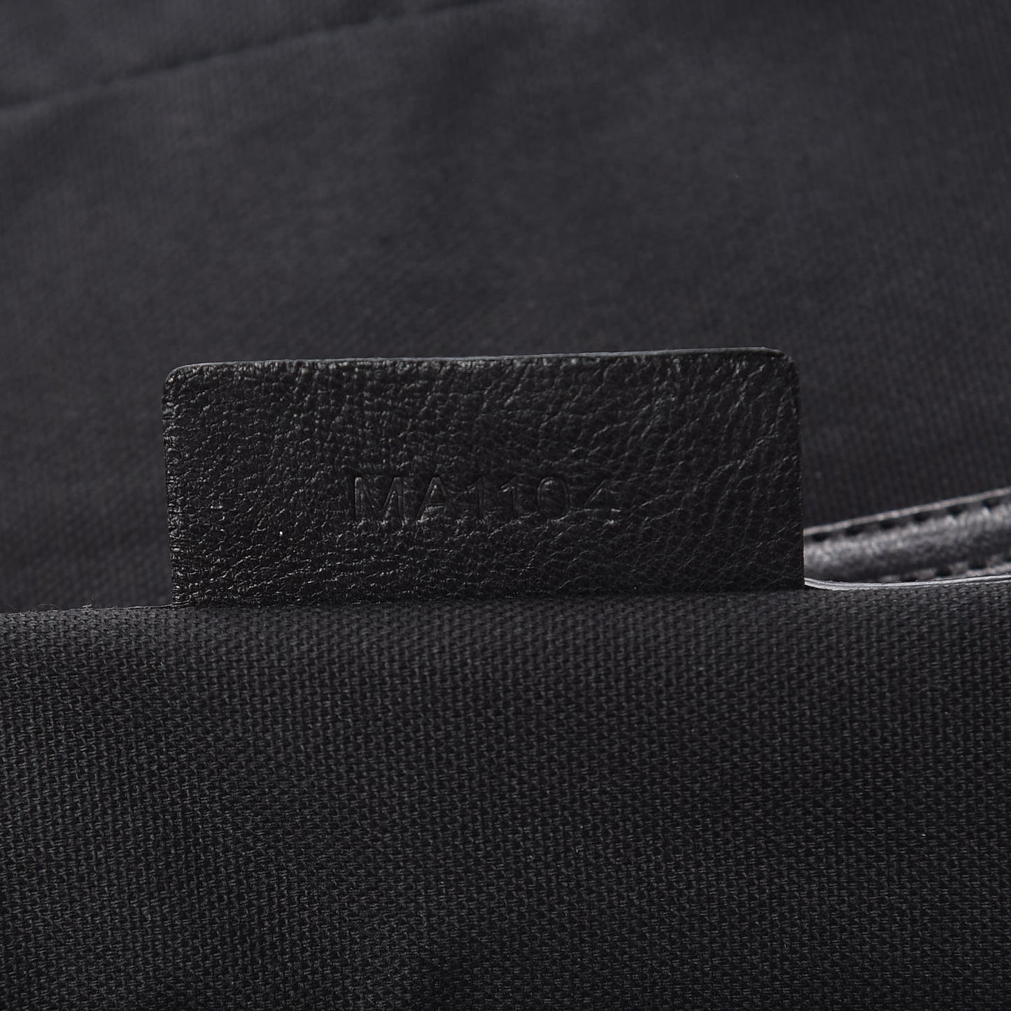 Lambskin Medium Nightingale Black