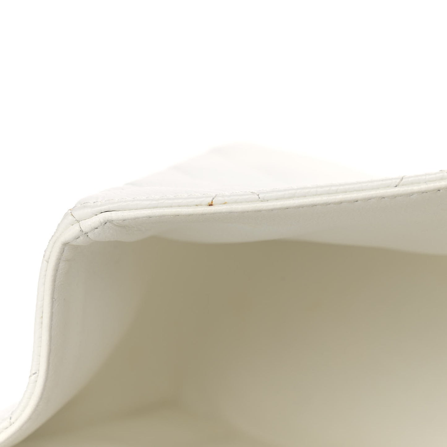 Caviar Quilted Jumbo Single Flap White