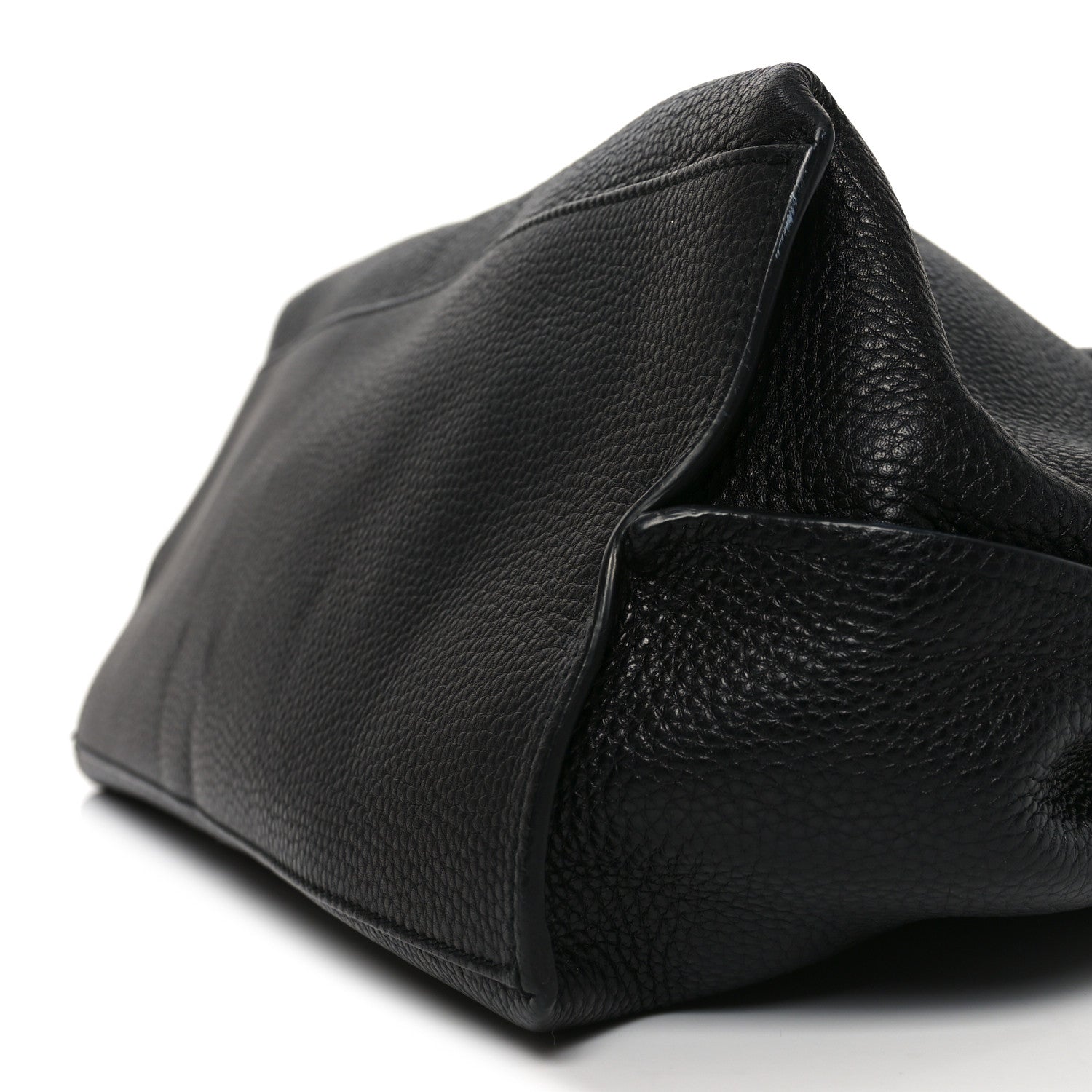 GUCCI バッグ レザーブラック Gucci Cellarius Calfskin Large Bamboo Daily Top Handle Bag Black