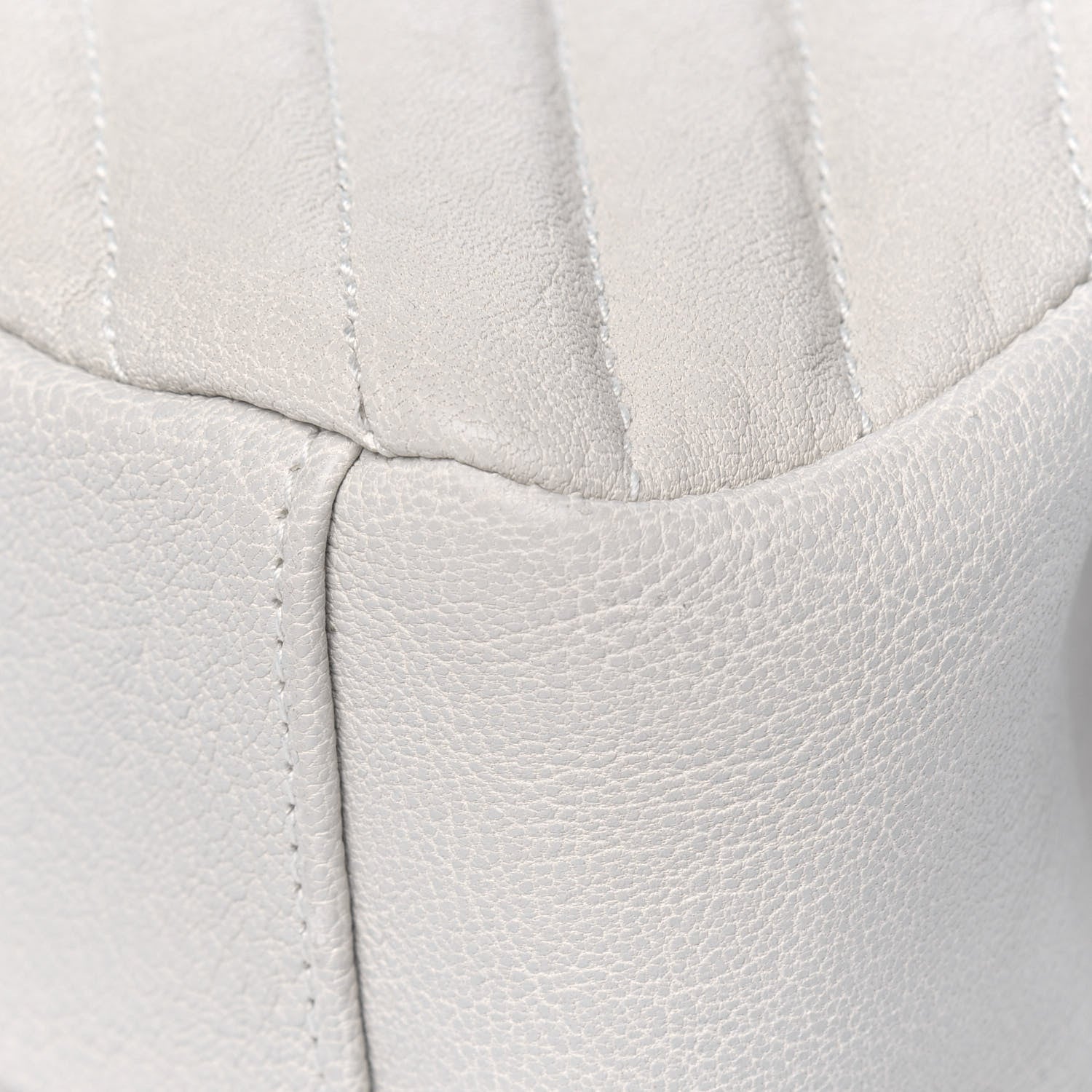 Saint Laurent Sheepskin Matelasse Chevron Monogram Medium College Bag Crema Soft 18 of 23
