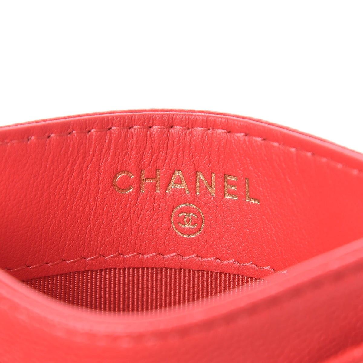 Iridescent Caviar Quilted Card Holder Red
