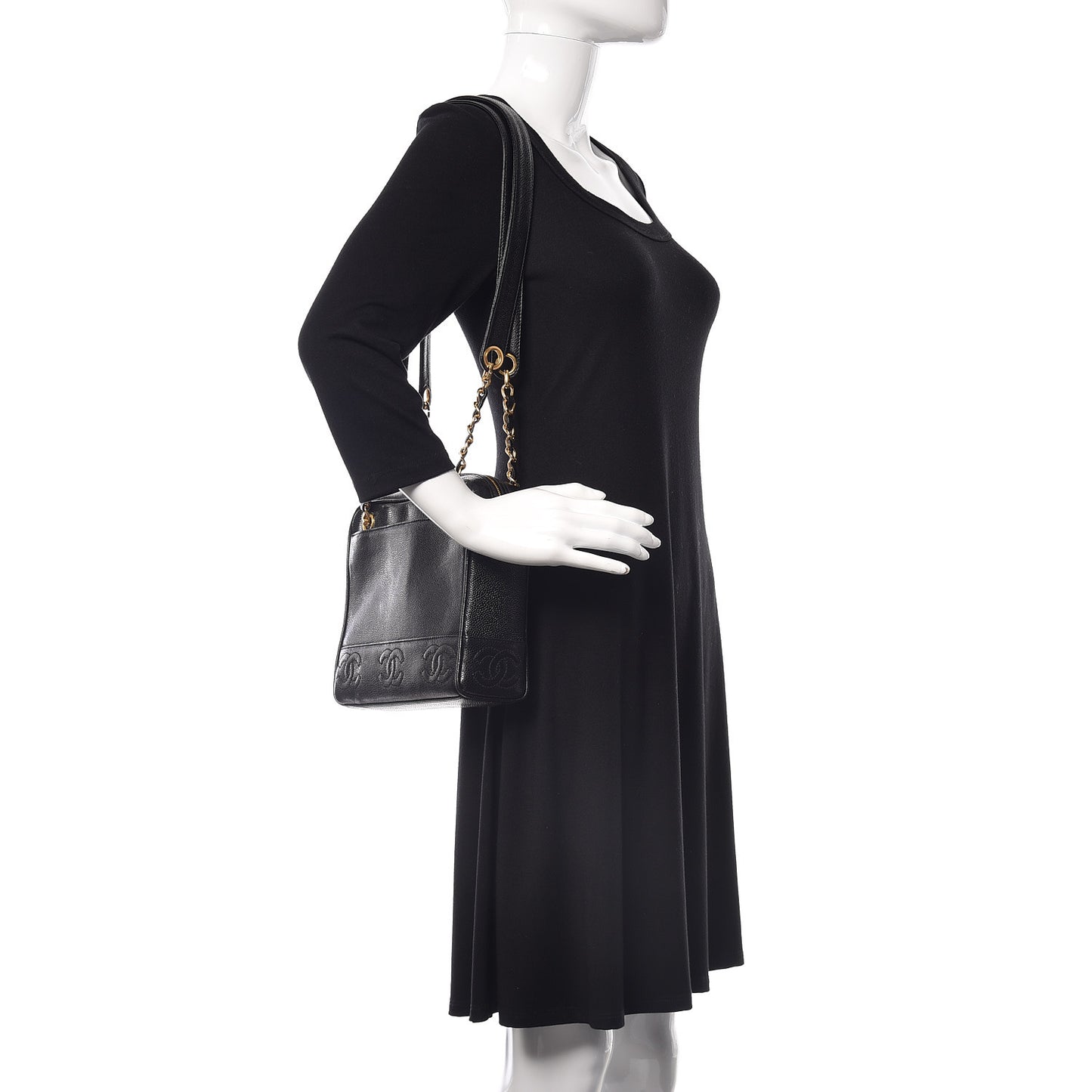 Caviar CC Shoulder Bag Black