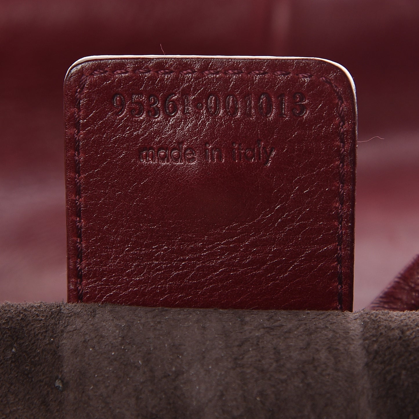 Buffalo Medium Mombasa Horn Bag Red