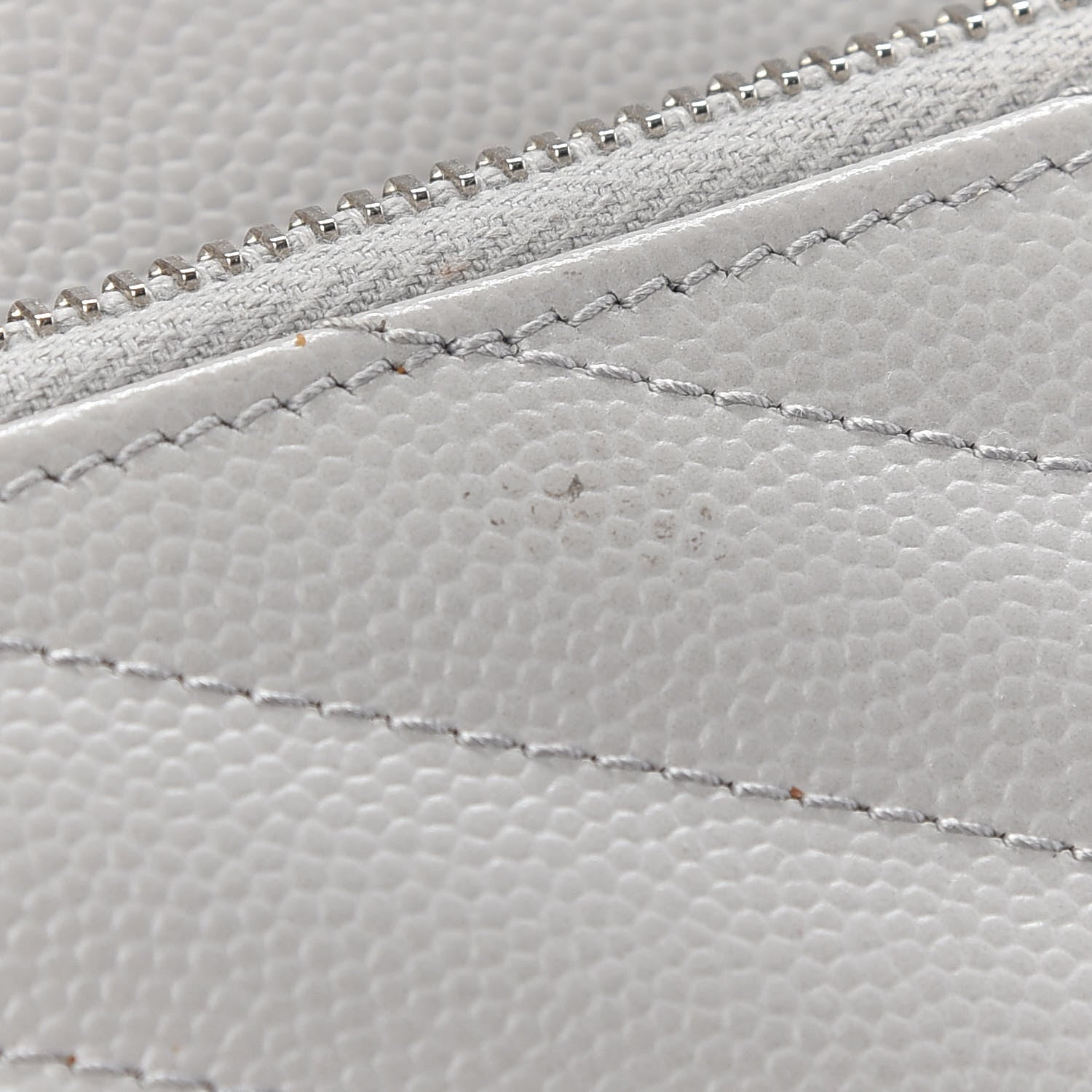 Saint Laurent Grain De Poudre Matelasse Chevron Monogram Envelope Chain Wallet Souris 12 of 16