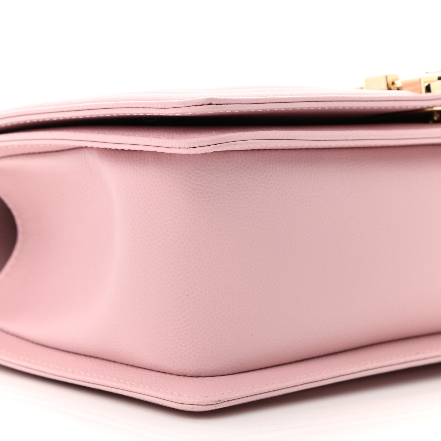 Caviar Chevron Quilted Medium Boy Flap Light Pink