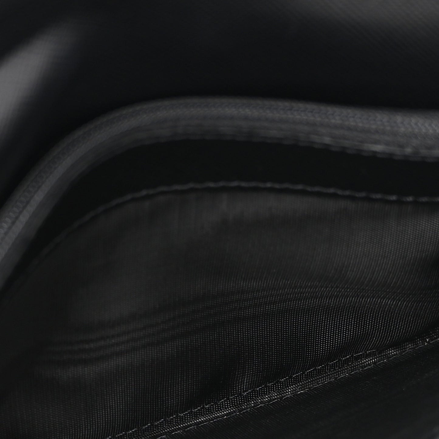Tessuto Nylon Triangle Continental Flap Wallet Black