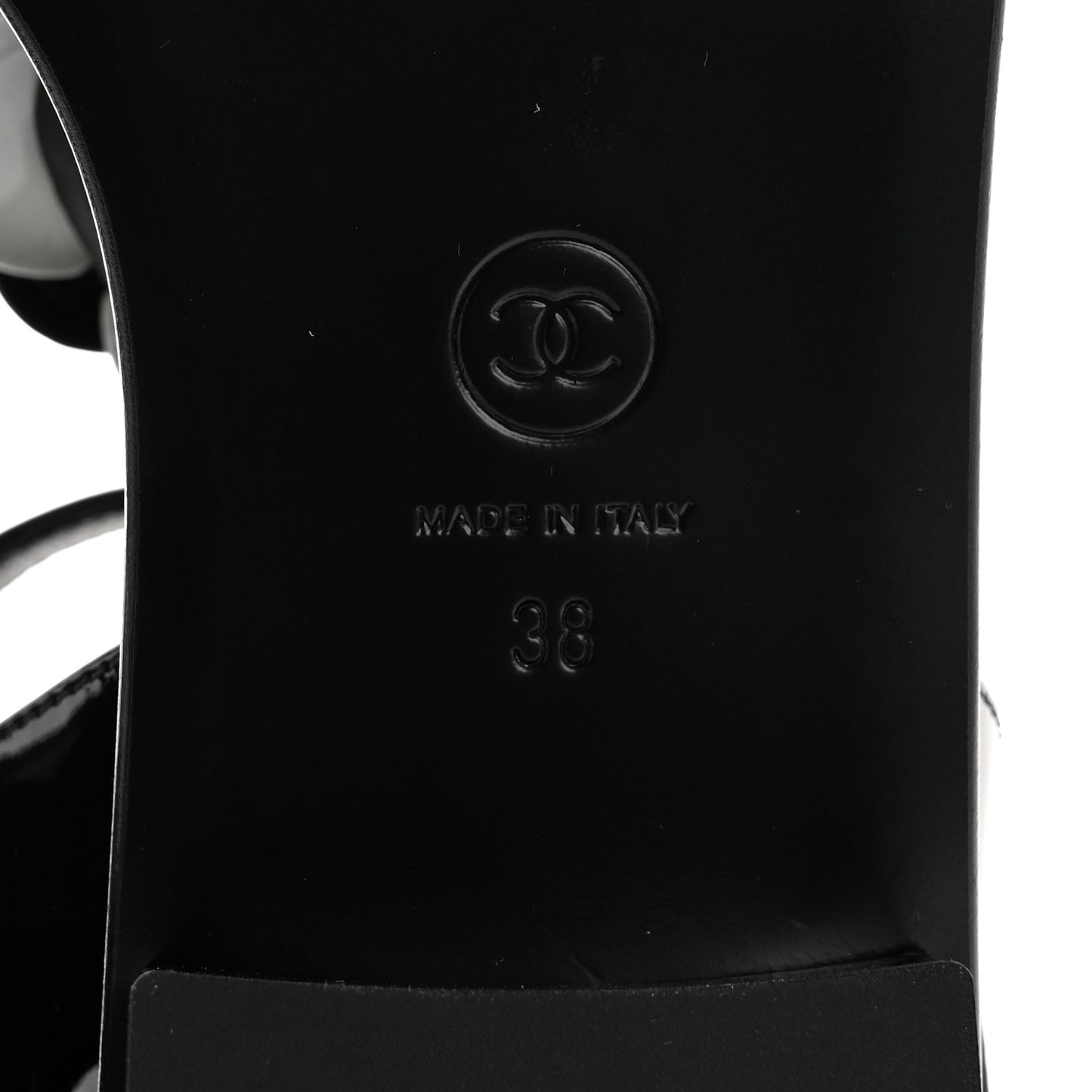 Patent Calfskin Camellia Thong Sandals 38 Black White