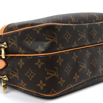 Louis Vuitton Monogram Reporter PM 9 of 11