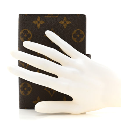 Louis Vuitton Monogram Small Ring Agenda 2 of 8