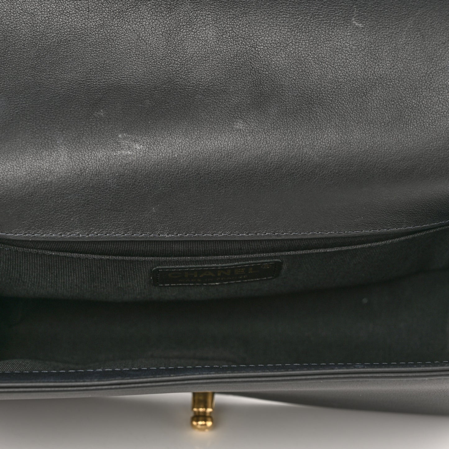 Calfskin Quilted Medium Boy Flap Black
