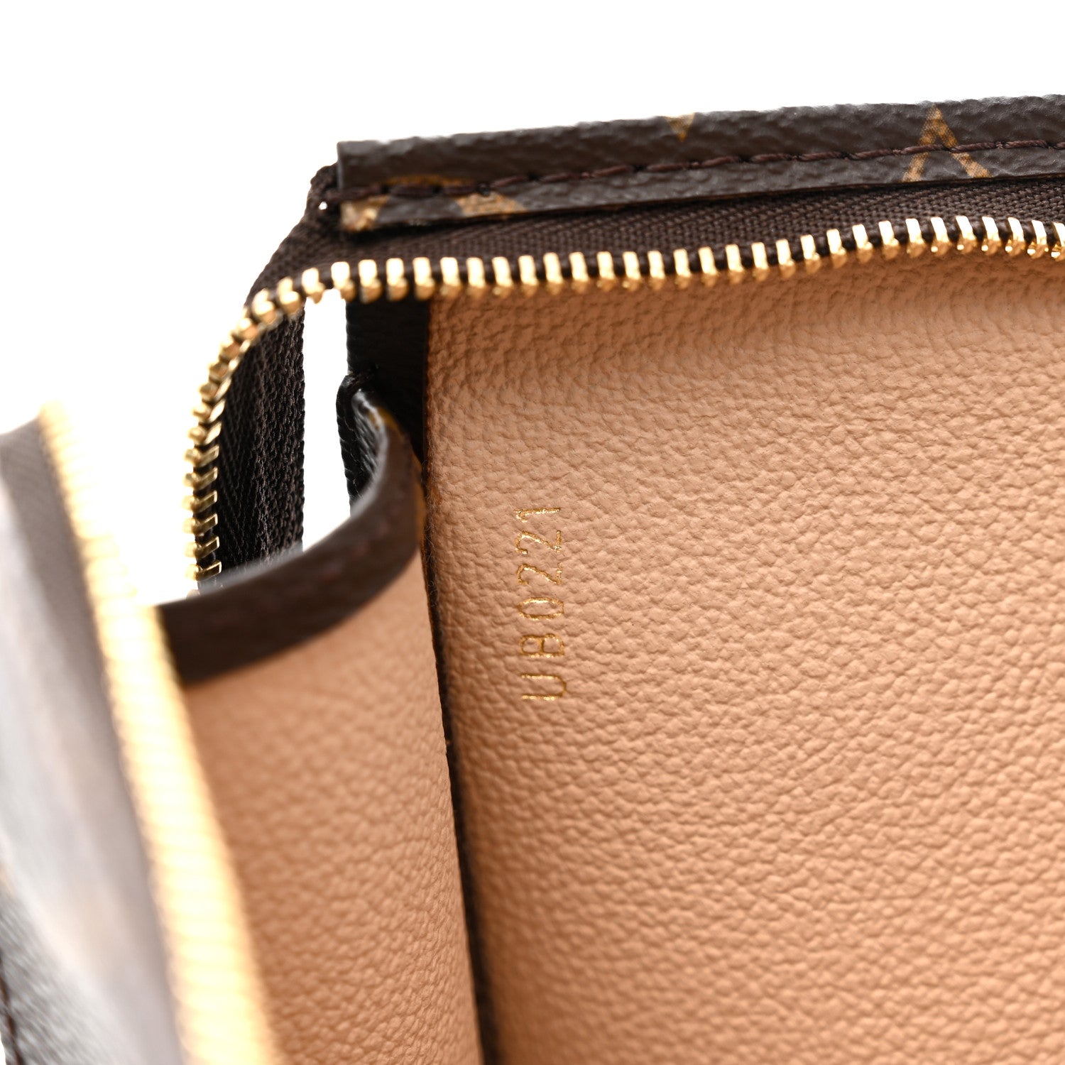 Louis Vuitton Monogram Toiletry Pouch 26 7 of 10