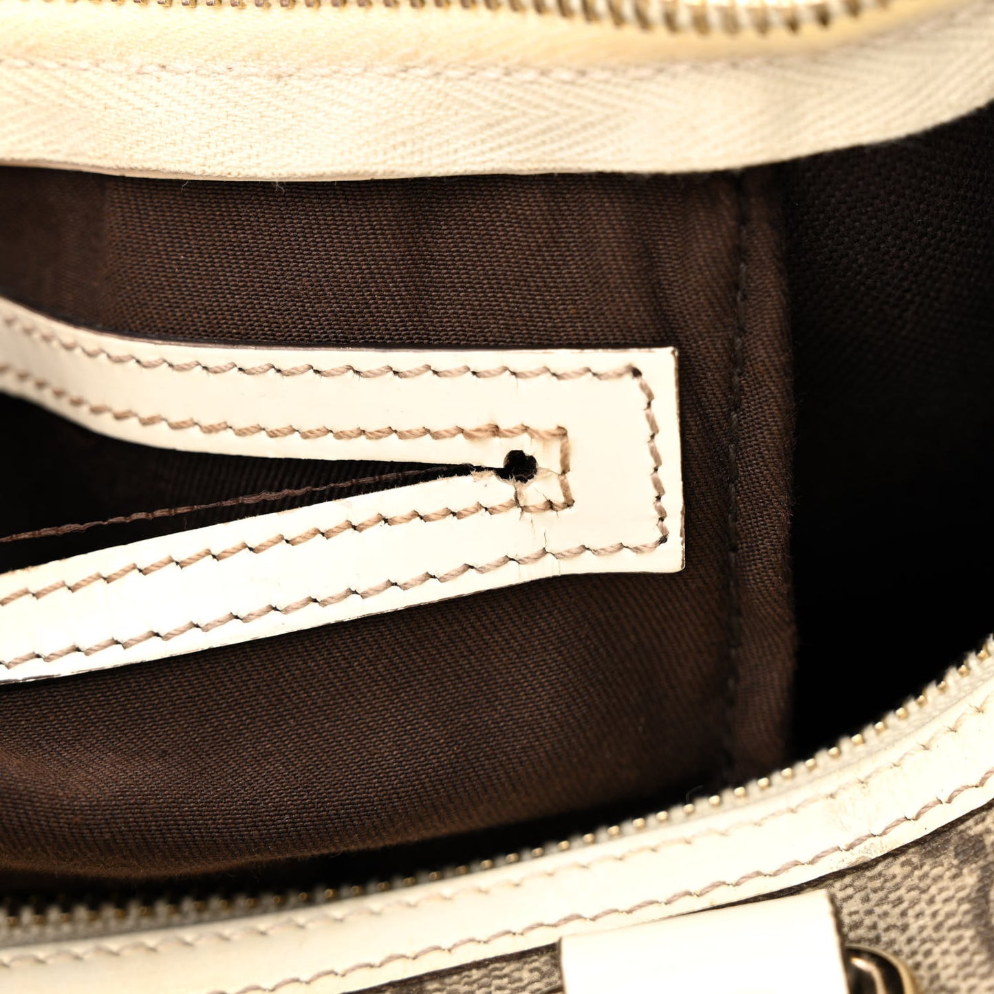 GG Plus Monogram Medium Joy Boston Off White