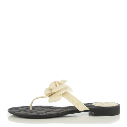 Chanel Jelly Quilted Camellia Thong Sandals 40 Black White 1 of 7