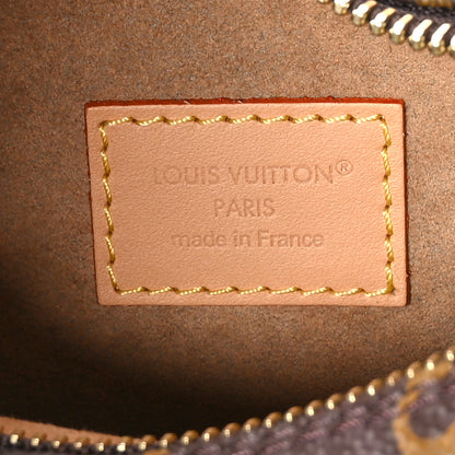 Louis Vuitton Monogram Loop 6 of 10