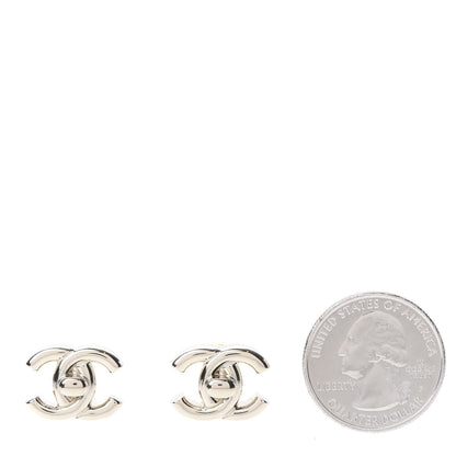 Chanel Metal CC Turnlock Earrings Gold 2 of 4