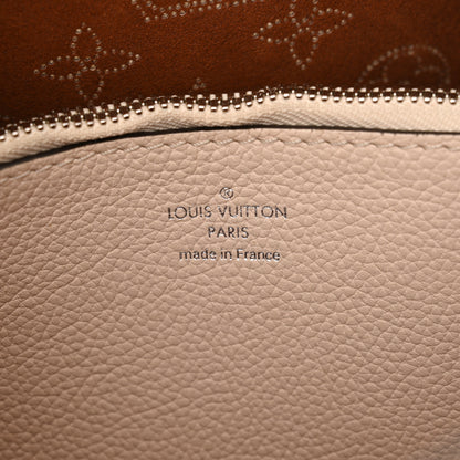 Louis Vuitton Mahina Muria Creme 6 of 11