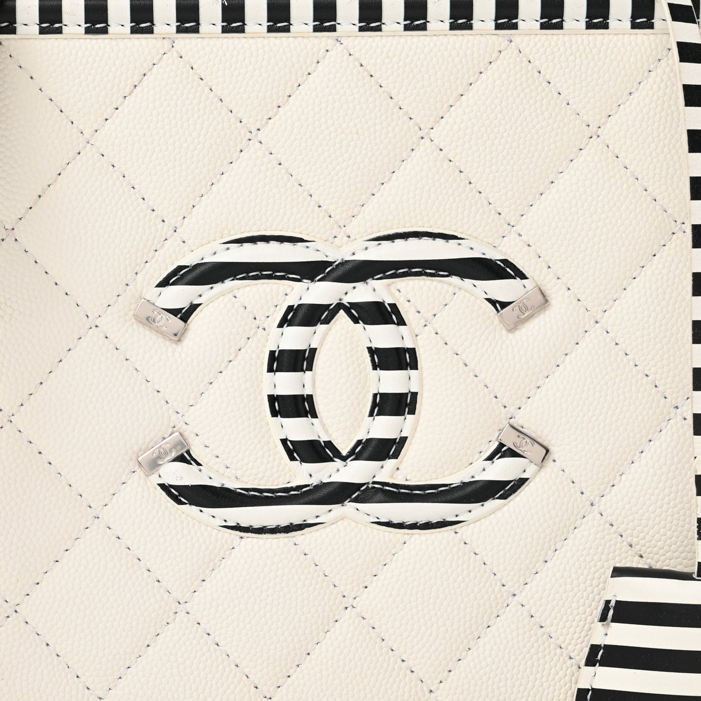 Caviar Quilted Striped Medium CC Filigree Vanity Case White Black